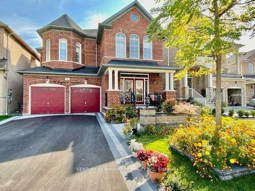 66 Juglans Cres, Stouffville, ON, L4A1S5 | Card Image