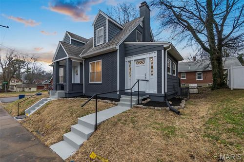 1226 Harmony St, Cape Girardeau, MO, 63701-5716 | Card Image