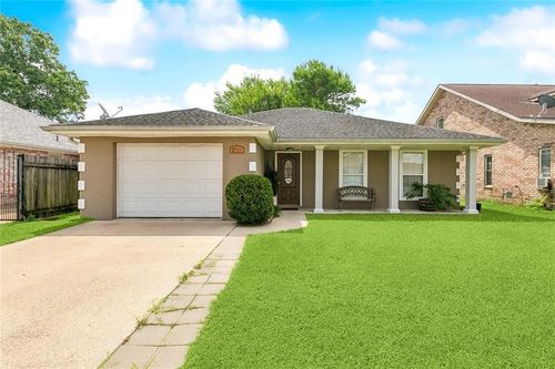 2721 Saint Marie Dr, Meraux, LA, 70075-2274 | Card Image