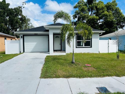 3910 E Genesee St, TAMPA, FL, 33610-7938 | Card Image