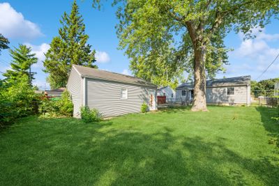 214 N Berteau Avenue, House other with 3 bedrooms, 2 bathrooms and 2 parking in Bartlett IL | Image 2