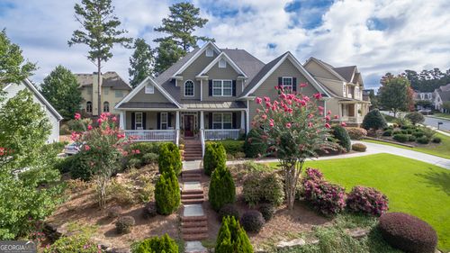 1060 Windsor Creek Dr, Grayson, GA, 30017-4953 | Card Image