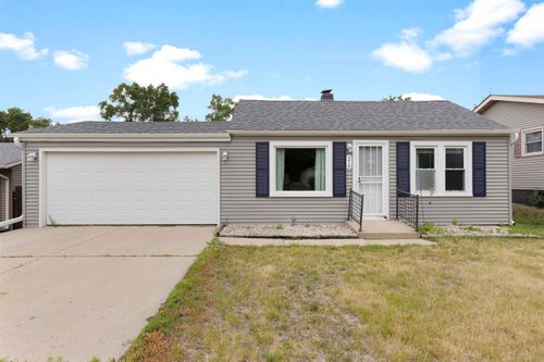210 Wilson Avenue, Machesney Park, IL, 61115 | Card Image