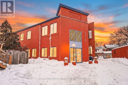 office-b-259 Danforth Avenue, Toronto (North Riverdale), ON, M4K2X4 | Card Image