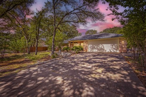 5008 Tahoka Dr, Granbury, TX, 76049-5144 | Card Image