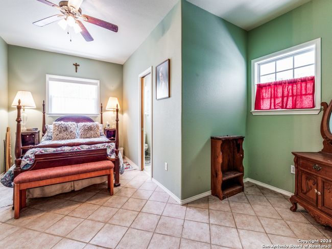 6300 Hickory Forrest Dr, House other with 2 bedrooms, 4 bathrooms and null parking in Seguin TX | Image 11