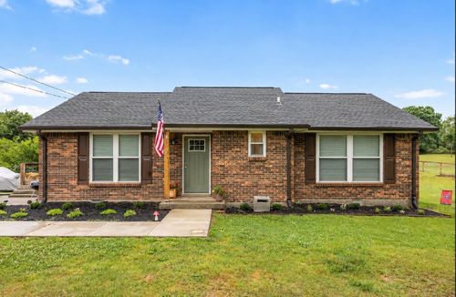 1046 Eastside Rd, Ashland City, TN, 37015-3801 | Card Image