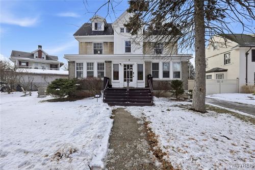 2 Niagara Falls Blvd, Buffalo, NY, 14214-1215 | Card Image