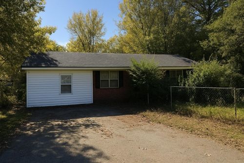 95 Lightfoot Luckett Rd, Ripley, TN, 38063-4401 | Card Image