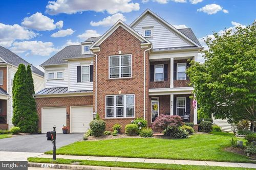 8761 Flowering Dogwood Ln, LORTON, VA, 22079-5603 | Card Image