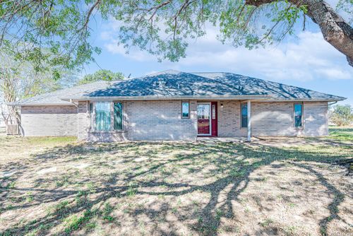 491 State Highway 97 E, Floresville, TX, 78114-3213 | Card Image