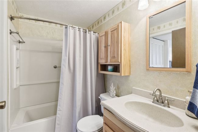 350 New World Dr, Condo with 2 bedrooms, 2 bathrooms and 1 parking in Jefferson Hills PA | Image 18