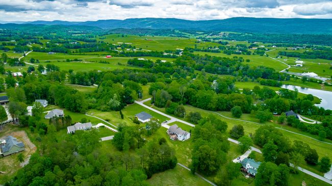 19 Lower Brow Rd, House other with 5 bedrooms, 4 bathrooms and null parking in Dunlap TN | Image 66