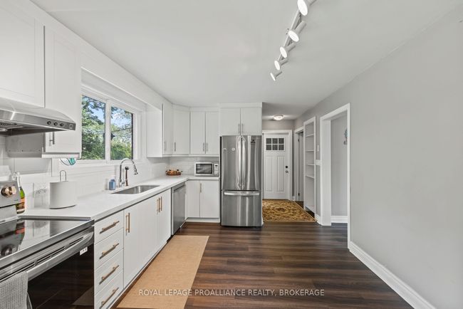 167 Braemar Rd, House other with 6 bedrooms, 3 bathrooms and 3 parking in Kingston ON | Image 20