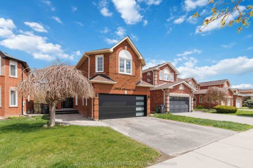 bsmt-6575 Alderwood Trail, Mississauga, ON, L5N6W3 | Card Image
