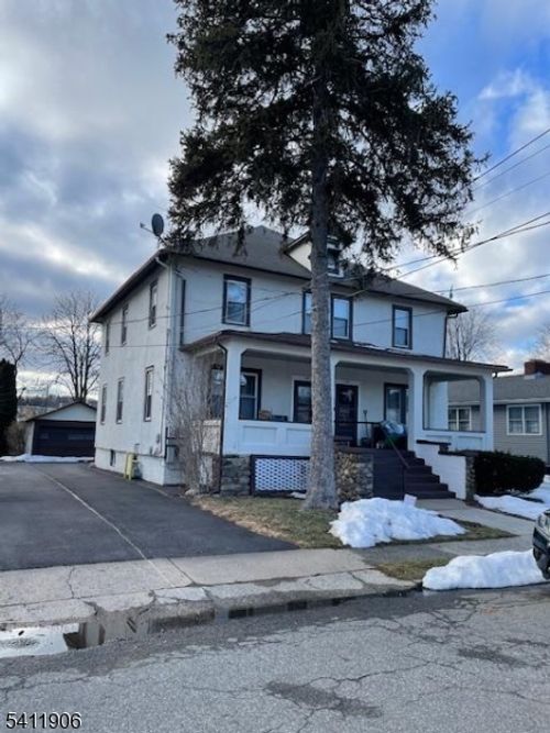 151 Kanouse St, Boonton Twp, NJ, 07005-2215 | Card Image