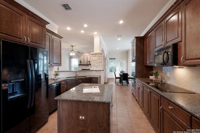 472 Lantana Mesa, House other with 4 bedrooms, 3 bathrooms and null parking in Spring Branch TX | Image 9
