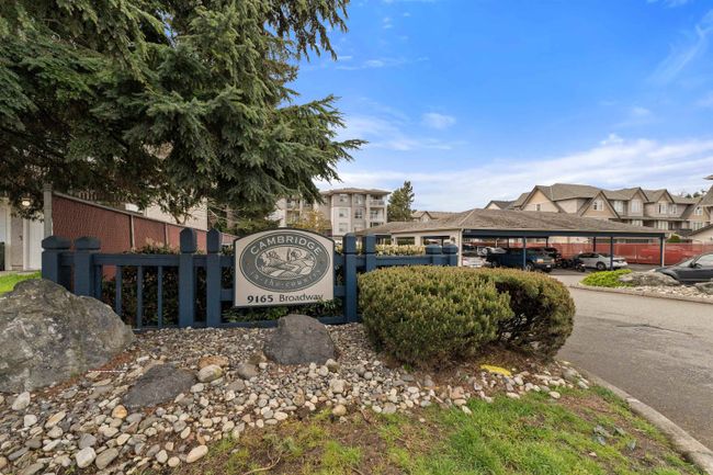 410 - 9165 Broadway Street, Condo with 2 bedrooms, 2 bathrooms and 1 parking in Chilliwack BC | Image 1