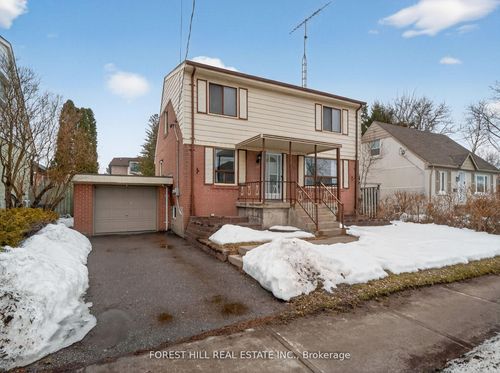 160 Pleasant Ave, North York, ON, M2M1M3 | Card Image