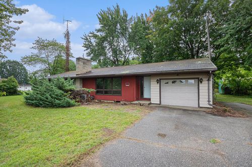 66427 M 152, Dowagiac, MI, 49047-8817 | Card Image