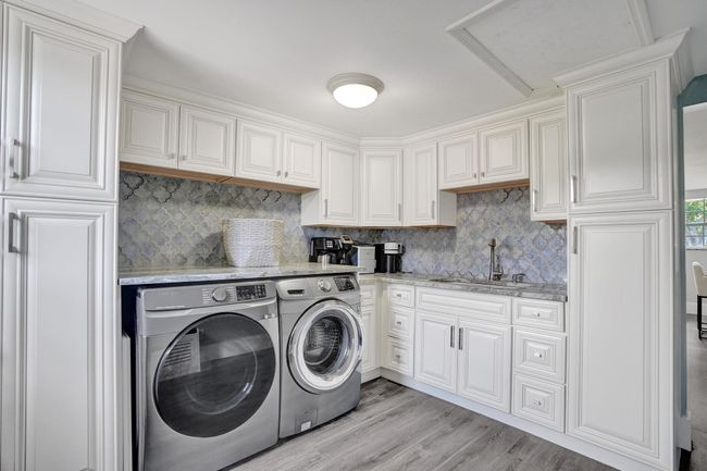 502 Rambling Drive Cir, House other with 5 bedrooms, 3 bathrooms and null parking in Wellington FL | Image 23