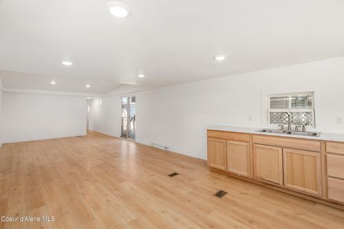 8603 N Hayden Pines Way, Hayden, ID, 83835-9209 | Card Image