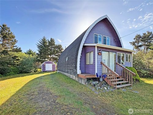 568 Cowlitz Ct Sw, Ocean Shores, WA, 98569-5100 | Card Image