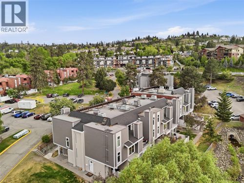 28-1435 Summit Dr, Kamloops, BC, V2E1S4 | Card Image