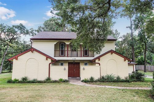 1106 Castle Hill Trl, Kingwood, TX, 77339-3053 | Card Image