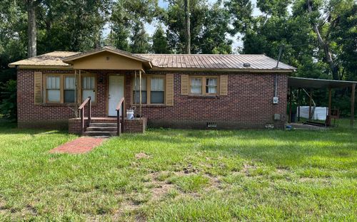 611 Nobles Ferry Rd, Live Oak, FL, 32064-8465 | Card Image
