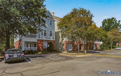 b02-614 Bristol Village Dr, Midlothian, VA, 23114-4633 | Card Image