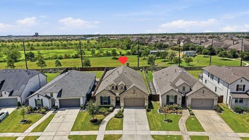 4042 Shackleton Ct, Iowa Colony, TX, 77583-1532 | Card Image