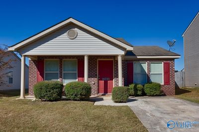 16733 Wellhouse Drive, House other with 3 bedrooms, 2 bathrooms and null parking in Harvest AL | Image 1