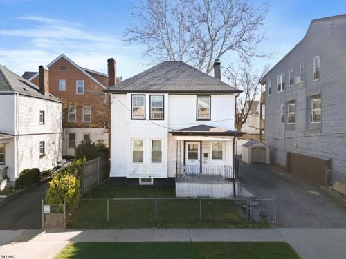 726 14th Ave, Paterson, NJ, 07504-1530 | Card Image