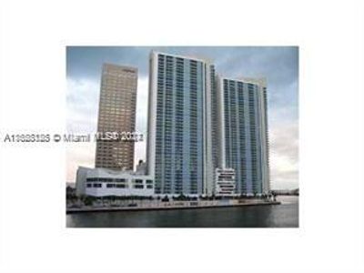 3101 - 335 S Biscayne Blvd, Condo with 2 bedrooms, 2 bathrooms and null parking in Miami FL | Image 1