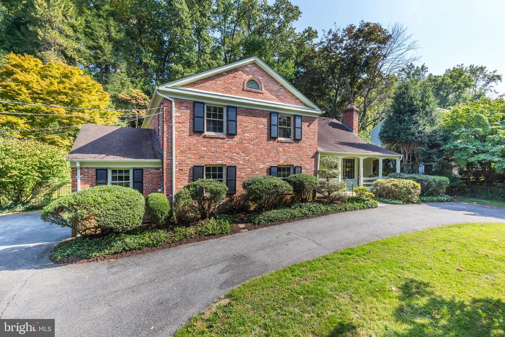 Haddington Pl, Bethesda, MD 20817