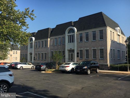 ste-62c-3923 Blenheim Blvd, FAIRFAX, VA, 22030-2428 | Card Image