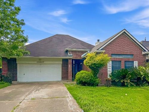 13607 Sable Ln, Houston, TX, 77014-2019 | Card Image