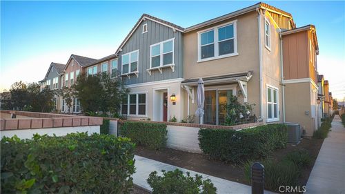 unit-20-4100 S Bodega Way, Ontario, CA, 91761-3039 | Card Image