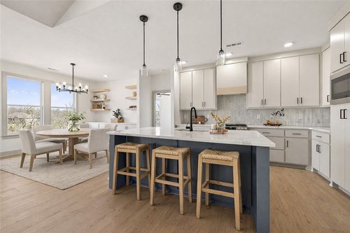 240 Kinross Dr, Bella Vista, AR, 72715-4601 | Card Image