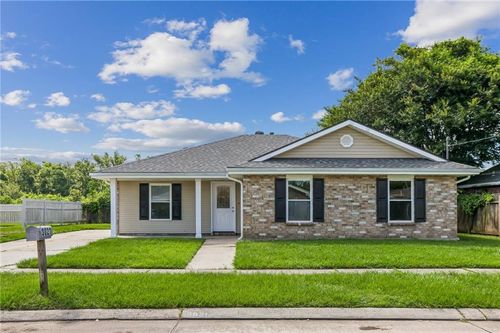 3021 Fable St, Meraux, LA, 70075-2364 | Card Image