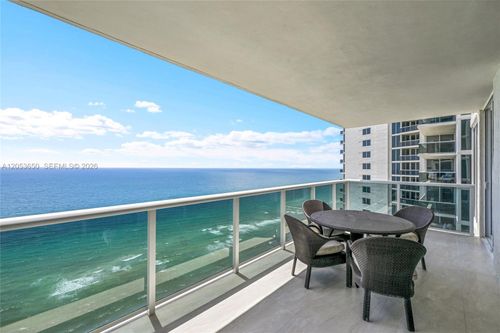 2704-19111 Collins Ave, Sunny Isles Beach, FL, 33160-2376 | Card Image