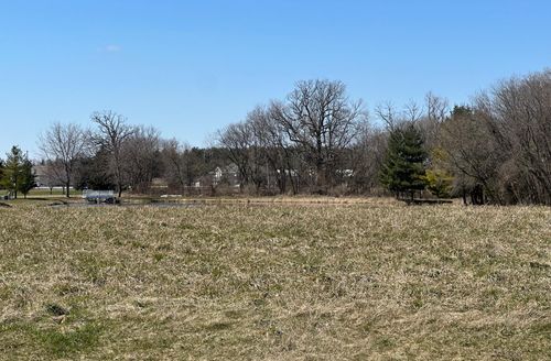 N979 Winds Way, Oconomowoc, WI, 53066-9321 | Card Image