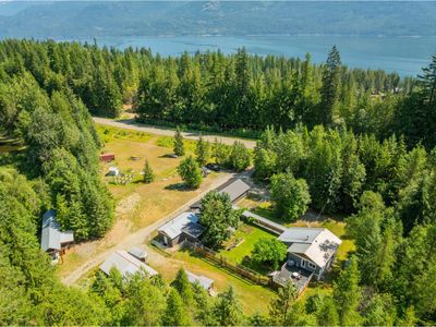 4743 Highway 31, House other with 2 bedrooms, 2 bathrooms and 1 parking in Kaslo BC | Image 1