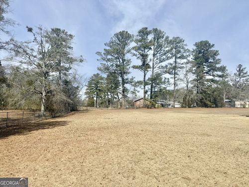 3070 15th St Sw, Lanett, AL, 36863-4824 | Card Image