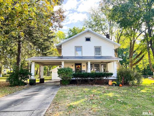 607 S Main St, Eureka, IL, 61530-1317 | Card Image