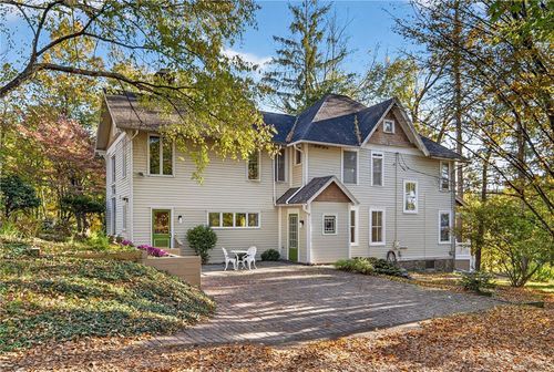 11 Cornell Walk, Ithaca, NY, 14850-6144 | Card Image