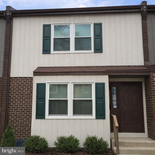 9H Shirley Ln, Trenton, NJ, 08610-2416 | Card Image