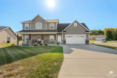 214 Highland Grove Drive, House other with 4 bedrooms, 2 bathrooms and null parking in Manhattan KS | Image 2