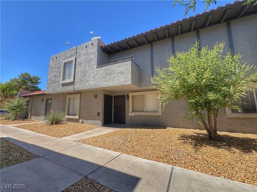 1326 N Jones Blvd, Las Vegas, NV, 89108-1612 | Card Image